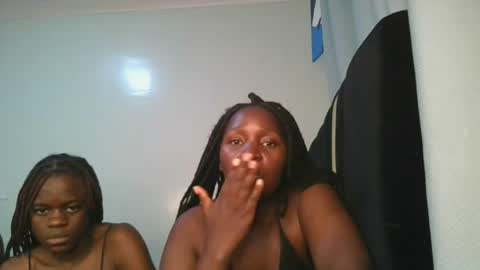 royal_goddes2 online show from July 10, 6:54 pm