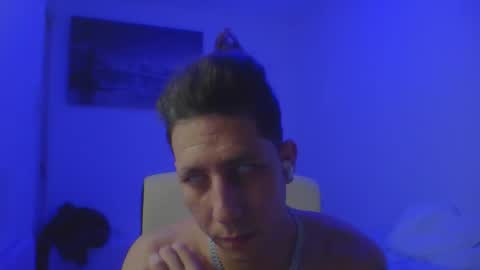 royalpapi12 online show from April 7, 6:30 pm