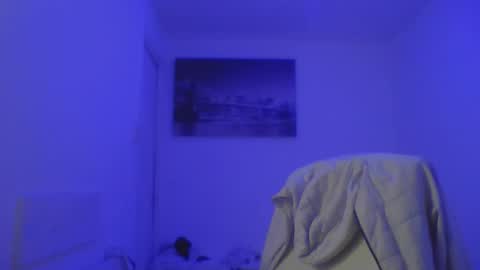 royalpapi12 online show from April 11, 9:52 pm