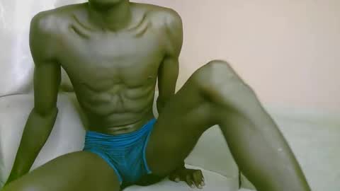 Snapshot of royalty254 chatting on March 26, 7:36 am royalty254 online show from March 26, 7:36 am