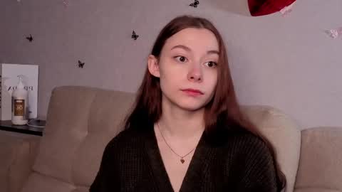 Snapshot of roygeers chatting on April 4, 8:23 am Alice online show from April 4, 8:23 am