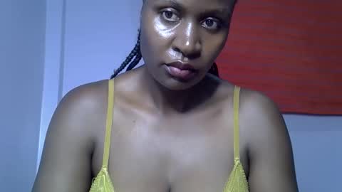 Snapshot of rozie34 chatting on March 13, 7:09 pm rozie34 online show from March 13, 7:09 pm