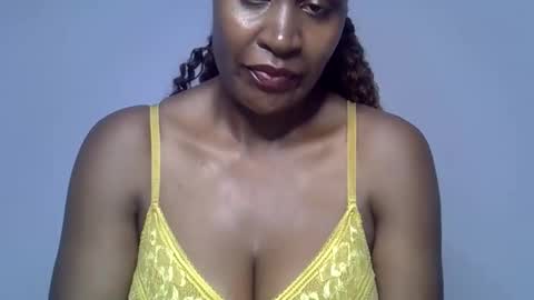 Snapshot of rozie34 chatting on April 3, 12:08 am rozie34 online show from April 3, 12:08 am