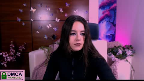 Snapshot of rozmary_ket chatting on December 5, 12:44 pm Im Rozmary nice to meet you 3 online show from December 5, 12:44 pm
