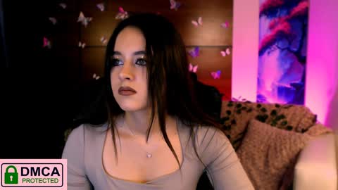 Snapshot of rozmary_ket chatting on January 9, 10:52 am Im Rozmary nice to meet you 3 online show from January 9, 10:52 am