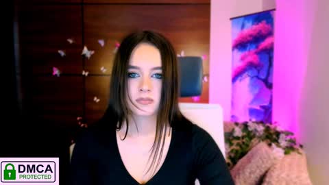 Snapshot of rozmary_ket chatting on January 17, 1:46 pm Im Rozmary nice to meet you 3 online show from January 17, 1:46 pm