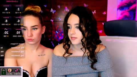 Snapshot of rozmary_ket chatting on January 24, 2:41 pm Im Rozmary nice to meet you 3 online show from January 24, 2:41 pm