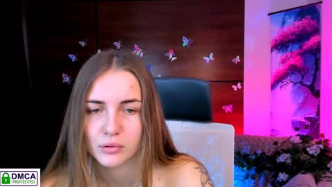 Snapshot of rozmary_ket chatting on January 29, 10:48 am Im Rozmary nice to meet you 3 online show from January 29, 10:48 am