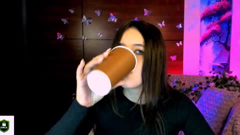 Snapshot of rozmary_ket chatting on February 3, 3:17 pm Im Rozmary nice to meet you 3 online show from February 3, 3:17 pm