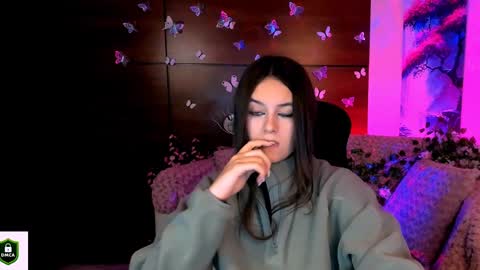 Snapshot of rozmary_ket chatting on February 3, 6:17 pm Im Rozmary nice to meet you 3 online show from February 3, 6:17 pm