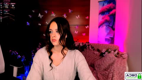 Snapshot of rozmary_ket chatting on February 6, 2:37 pm Im Rozmary nice to meet you 3 online show from February 6, 2:37 pm