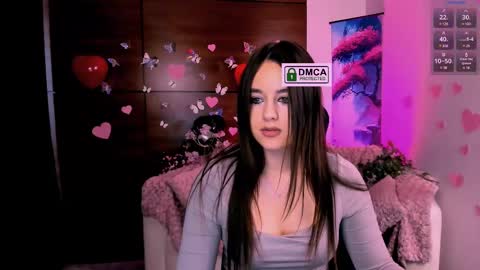 Snapshot of rozmary_ket chatting on February 20, 12:36 pm Im Rozmary nice to meet you 3 online show from February 20, 12:36 pm