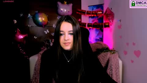 Snapshot of rozmary_ket chatting on February 24, 3:09 pm Im Rozmary nice to meet you 3 online show from February 24, 3:09 pm