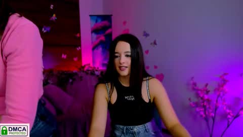 Snapshot of rozmary_ket chatting on March 7, 1:18 pm Im Rozmary nice to meet you 3 online show from March 7, 1:18 pm