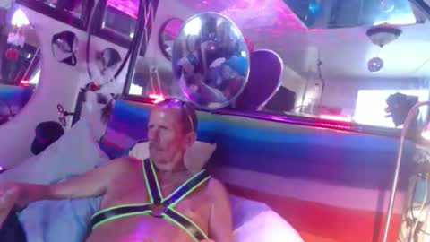 Snapshot of rpbfunguys chatting on September 28, 4:23 pm rpbfunguys online show from September 28, 4:23 pm