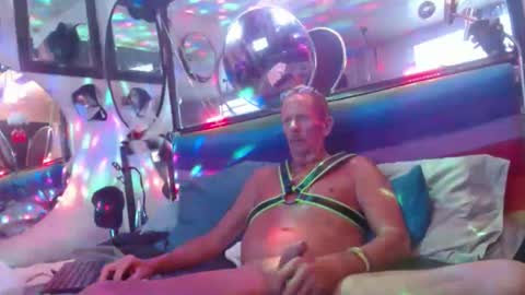 Snapshot of rpbfunguys chatting on September 29, 9:58 am rpbfunguys online show from September 29, 9:58 am