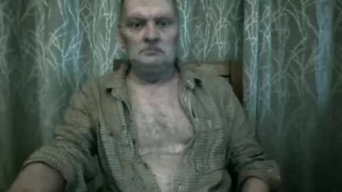 Snapshot of rsl1963 chatting on January 9, 10:07 am rsl1963 online show from January 9, 10:07 am