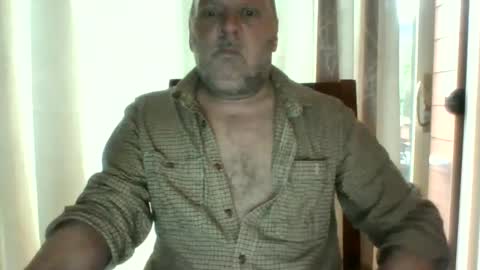 Snapshot of rsl1963 chatting on March 31, 7:58 pm rsl1963 online show from March 31, 7:58 pm