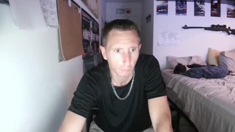 Snapshot of rtwood2577855654 chatting on October 9, 4:21 am rtwood2577855654 online show from October 9, 4:21 am