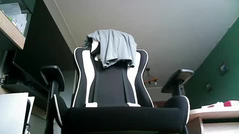 Snapshot of rubberpiece chatting on March 23, 12:20 pm cum with me online show from March 23, 12:20 pm