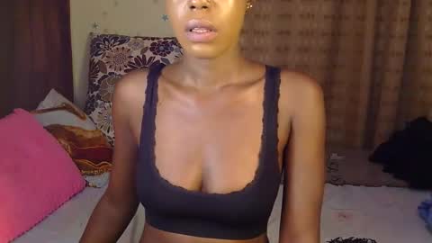 Rosee online show from March 19, 7:51 pm