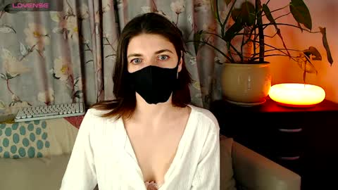 Snapshot of ruby_004 chatting on April 2, 4:48 pm Ruby online show from April 2, 4:48 pm