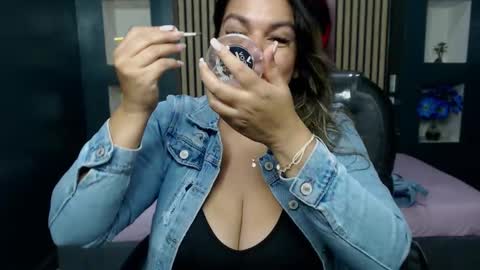 Snapshot of ruby_jimenez19 chatting on November 4, 12:43 am Ruby Jimenez online show from November 4, 12:43 am