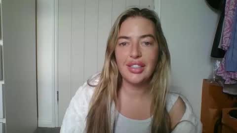 rubyredxxxoxxx online show from May 10, 6:29 am