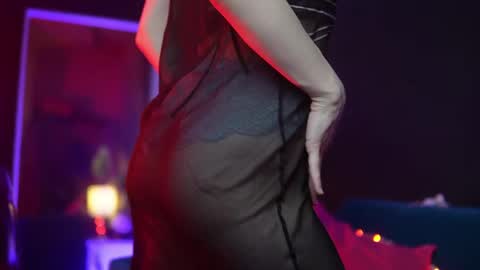  Ruby  online show from May 13, 8:49 pm
