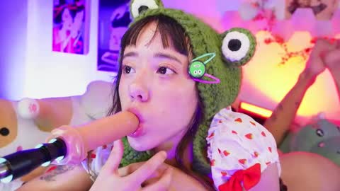rubysaki online show from February 12, 9:42 am