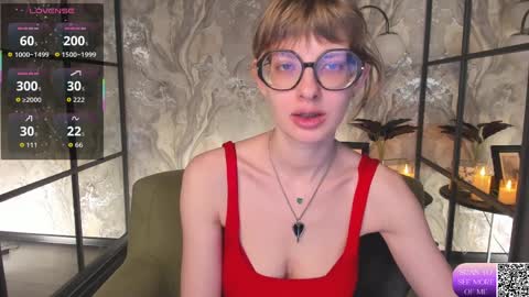 Snapshot of rubytwinkle chatting on April 6, 8:54 pm Ruby online show from April 6, 8:54 pm