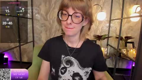 Snapshot of rubytwinkle chatting on May 15, 8:49 pm Ruby online show from May 15, 8:49 pm