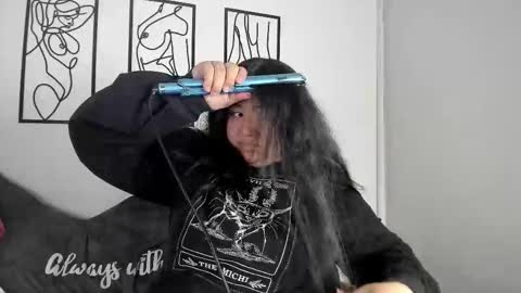 I am  Ruby online show from December 14, 7:07 pm