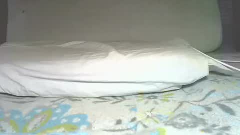 Snapshot of rudisuzzy chatting on March 8, 12:09 pm rudisuzzy 1 online show from March 8, 12:09 pm