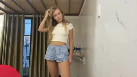 KaY online show from July 4, 11:27 am