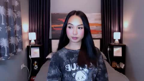 its me Sabel online show from December 18, 11:05 am