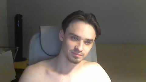 Snapshot of rufuspit chatting on February 16, 7:49 pm Rufus online show from February 16, 7:49 pm