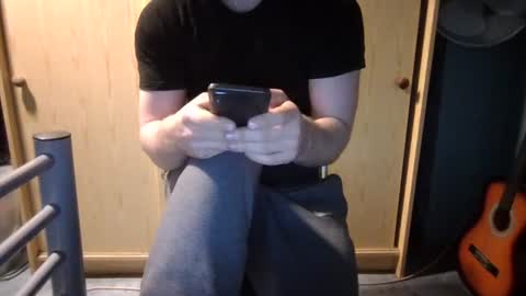 Snapshot of rugby_boy200 chatting on April 4, 2:58 pm rugby_boy200 online show from April 4, 2:58 pm