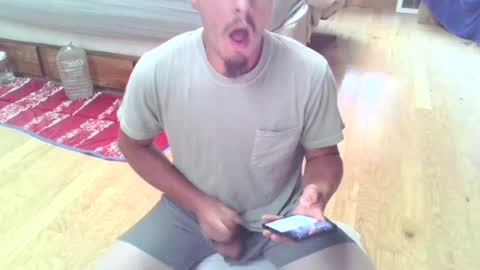 ruggeddude69 online show from June 23, 2:31 am