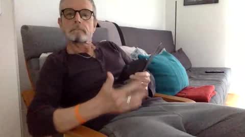 Jimi online show from March 30, 6:58 am