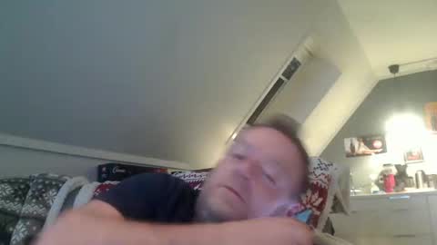 Snapshot of runepetter chatting on January 19, 8:09 pm bignorwegian online show from January 19, 8:09 pm