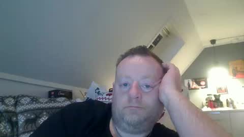 Snapshot of runepetter chatting on February 2, 7:04 pm bignorwegian online show from February 2, 7:04 pm