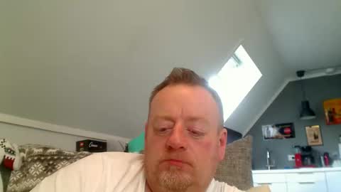 Snapshot of runepetter chatting on February 12, 2:54 pm bignorwegian online show from February 12, 2:54 pm