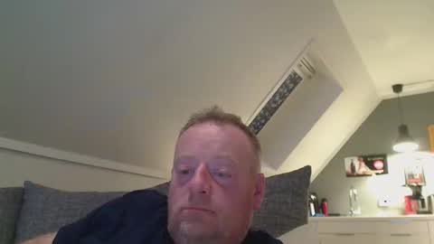 Snapshot of runepetter chatting on September 11, 8:31 pm bignorwegian online show from September 11, 8:31 pm