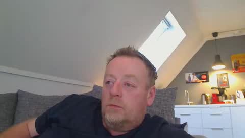 Snapshot of runepetter chatting on October 14, 3:13 pm bignorwegian online show from October 14, 3:13 pm