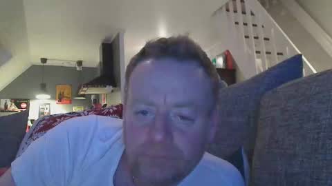 Snapshot of runepetter chatting on December 18, 8:48 pm bignorwegian online show from December 18, 8:48 pm