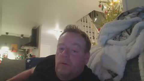 Snapshot of runepetter chatting on January 18, 9:40 pm bignorwegian online show from January 18, 9:40 pm