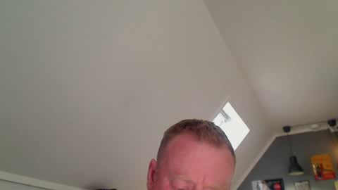 Snapshot of runepetter chatting on June 11, 7:01 pm bignorwegian online show from June 11, 7:01 pm