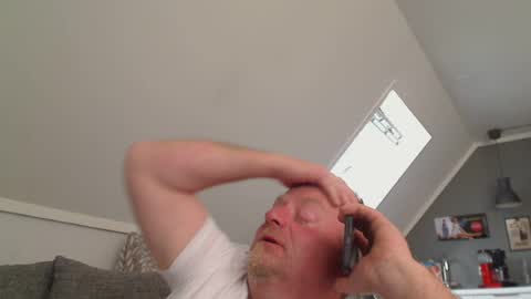 Snapshot of runepetter chatting on July 16, 5:30 pm bignorwegian online show from July 16, 5:30 pm