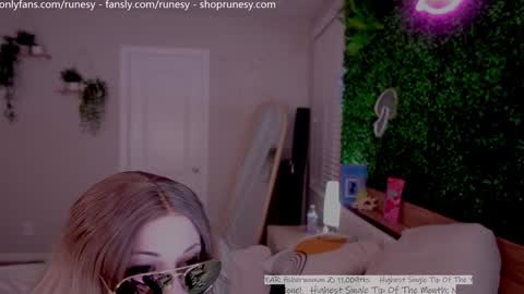 Lady online show from September 19, 3:08 am